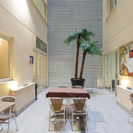 사그라다 파밀리아 3*