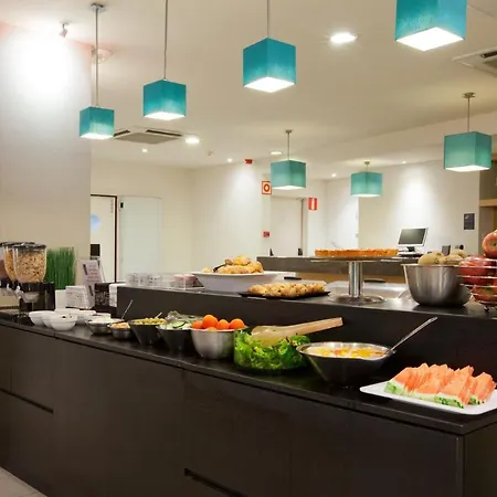 Hotel Sagrada Familia 3*