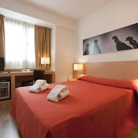 Szálloda Sagrada Familia 3*